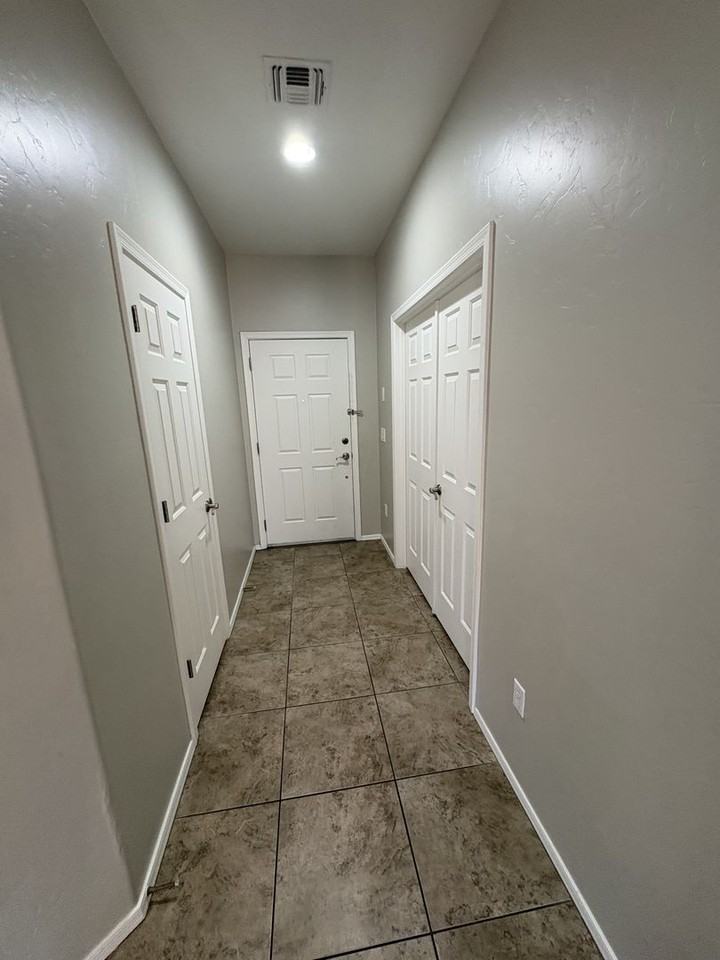 475 W Corte Calza - Photo 3 of 50