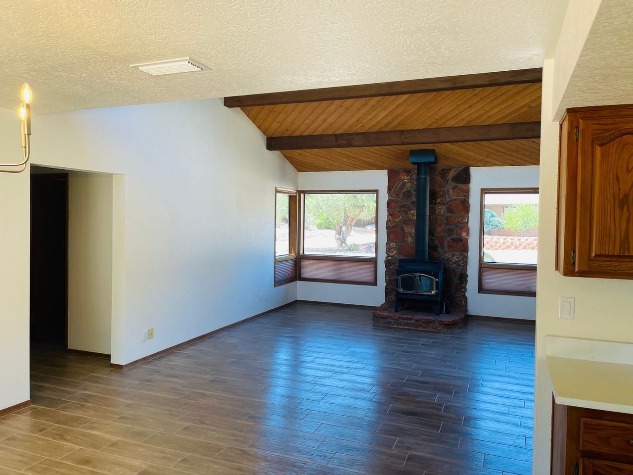 110 Valley Trl - Photo 6 of 26