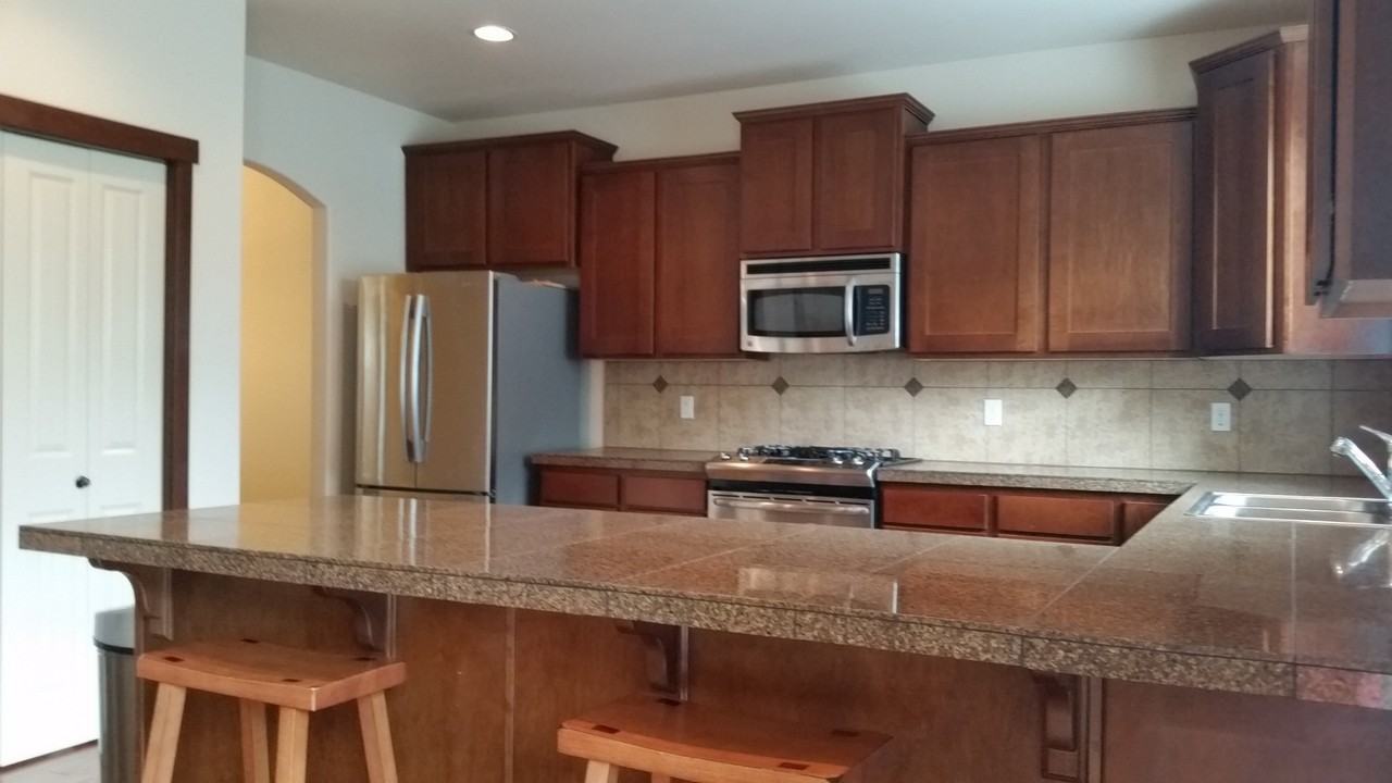 5601 Ne 198th Pl - Photo 5 of 18