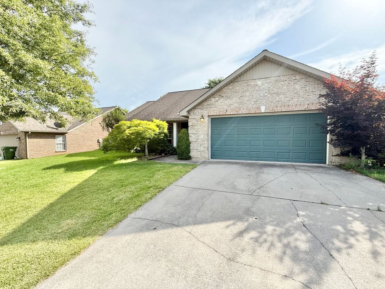 1105 Mercer Dr - Photo 2 of 24