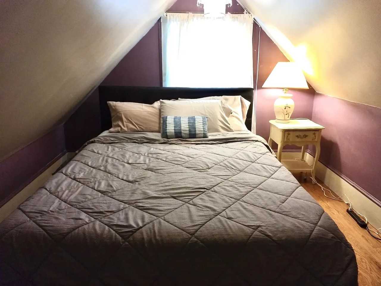 143 Walnut St - Photo 3 of 5