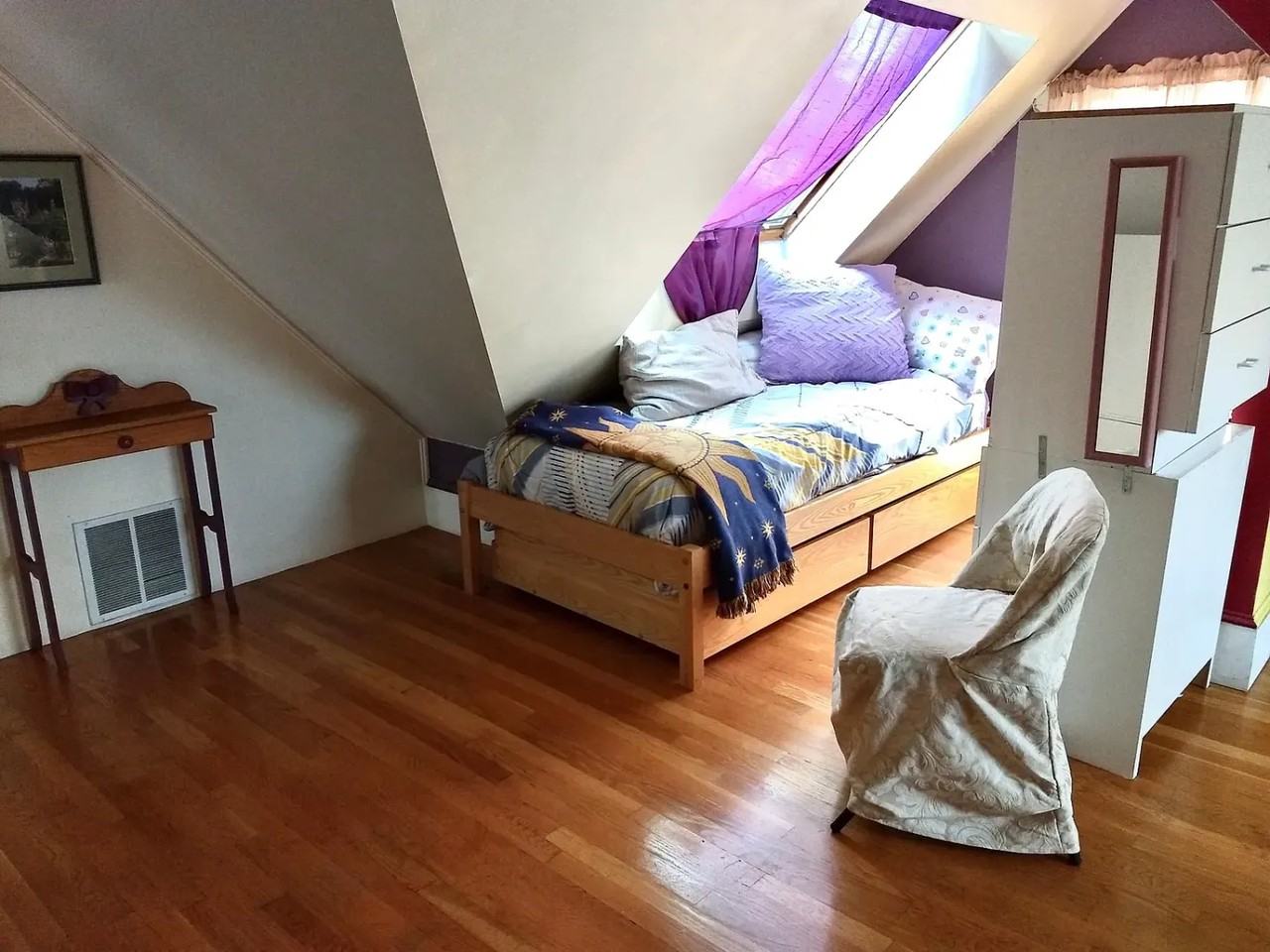 143 Walnut St - Photo 4 of 5