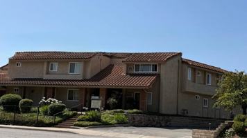 featured image of 1642 E Hillcrest Dr