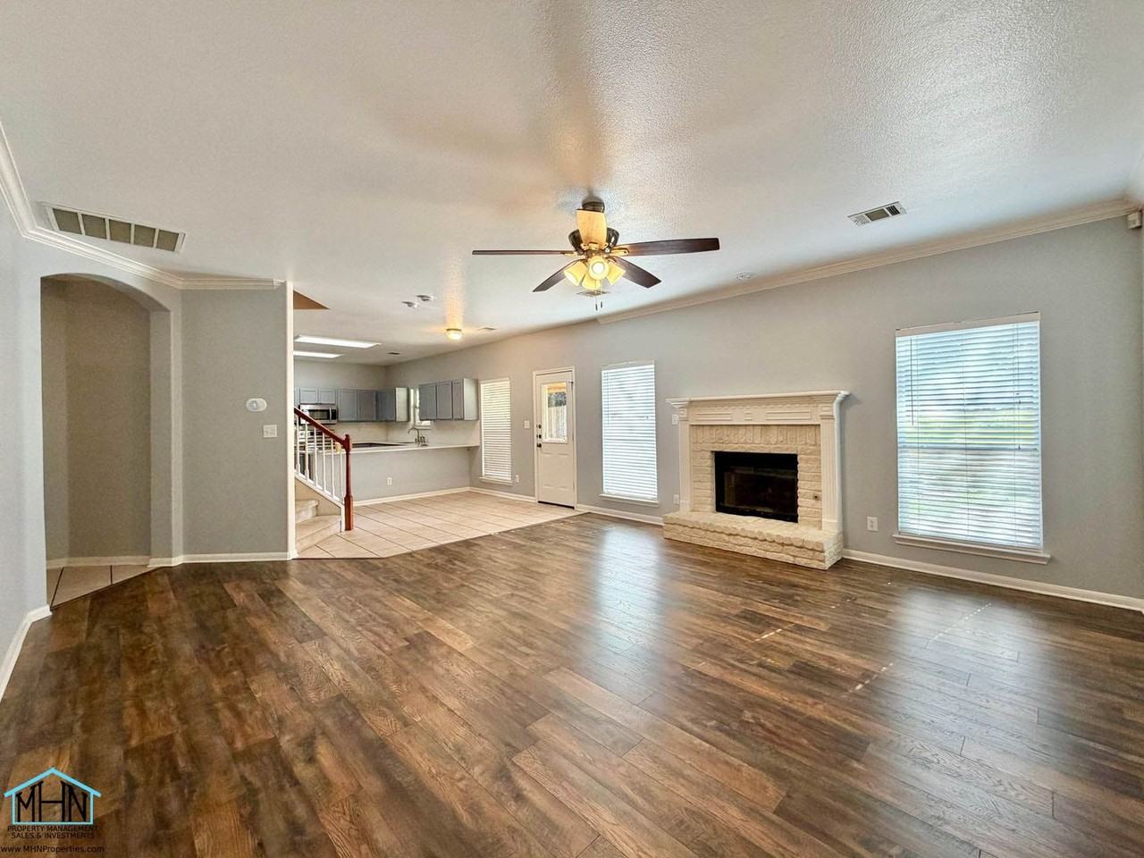 518 Willow Grove Dr - Photo 6 of 37