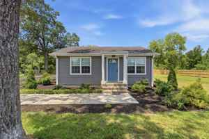 featured image of 6526 Old Clarksville Pike