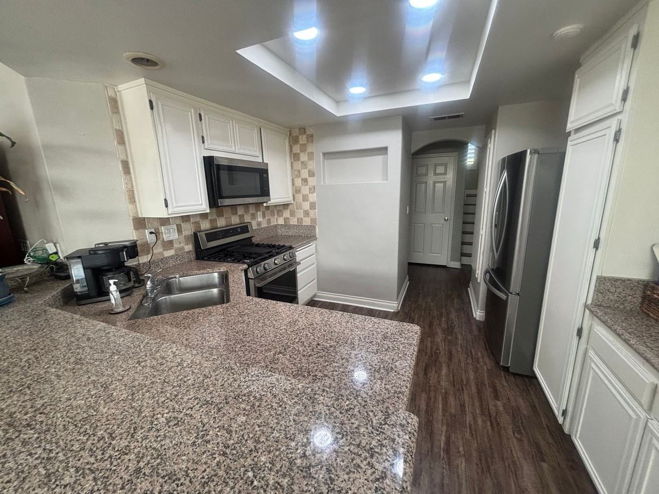 25321 Bowie Ct - Photo 4 of 16