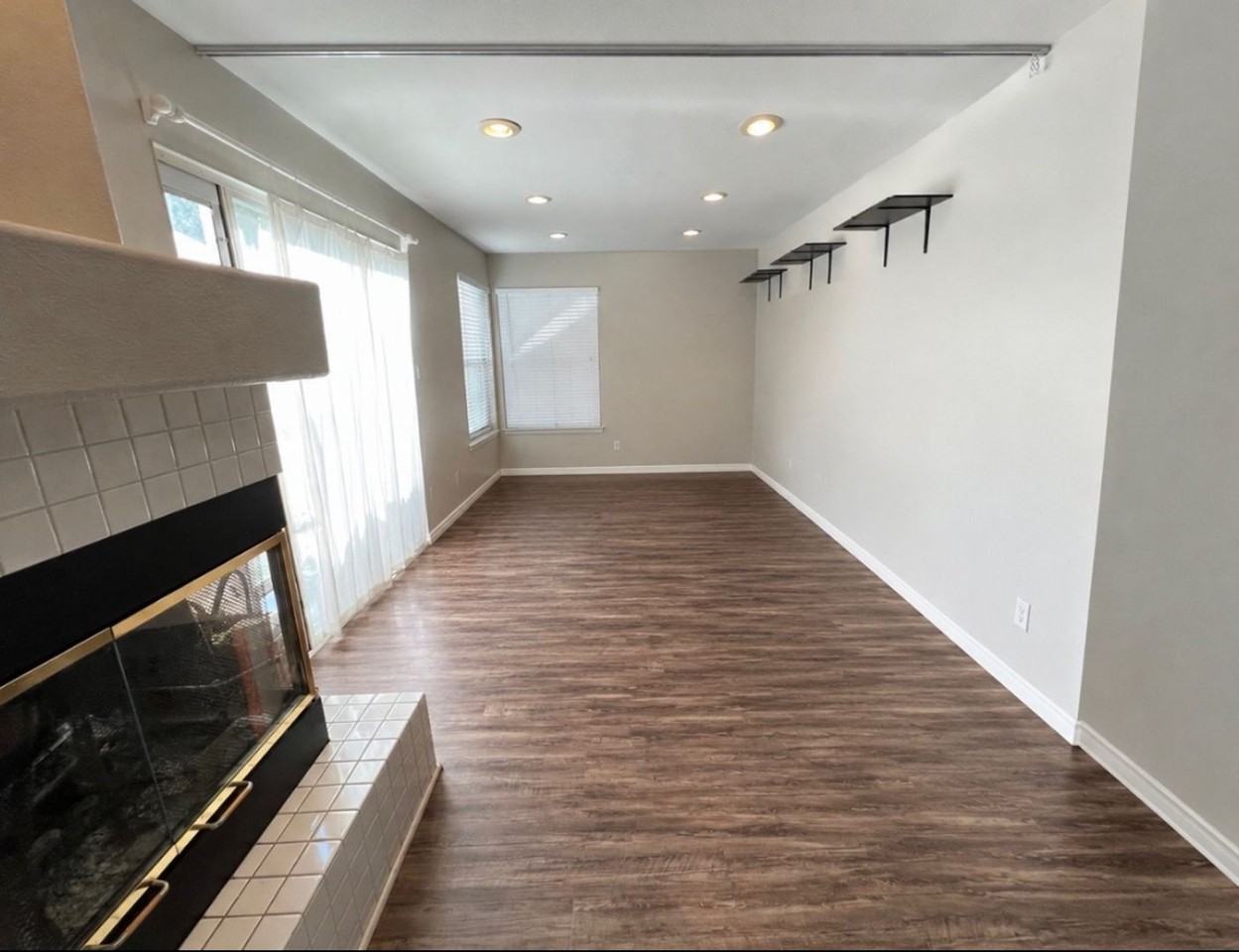 25321 Bowie Ct - Photo 5 of 16
