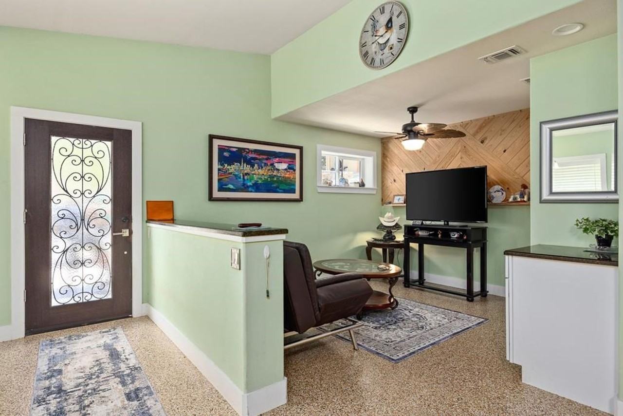 144 144 Roldand - Photo 6 of 29