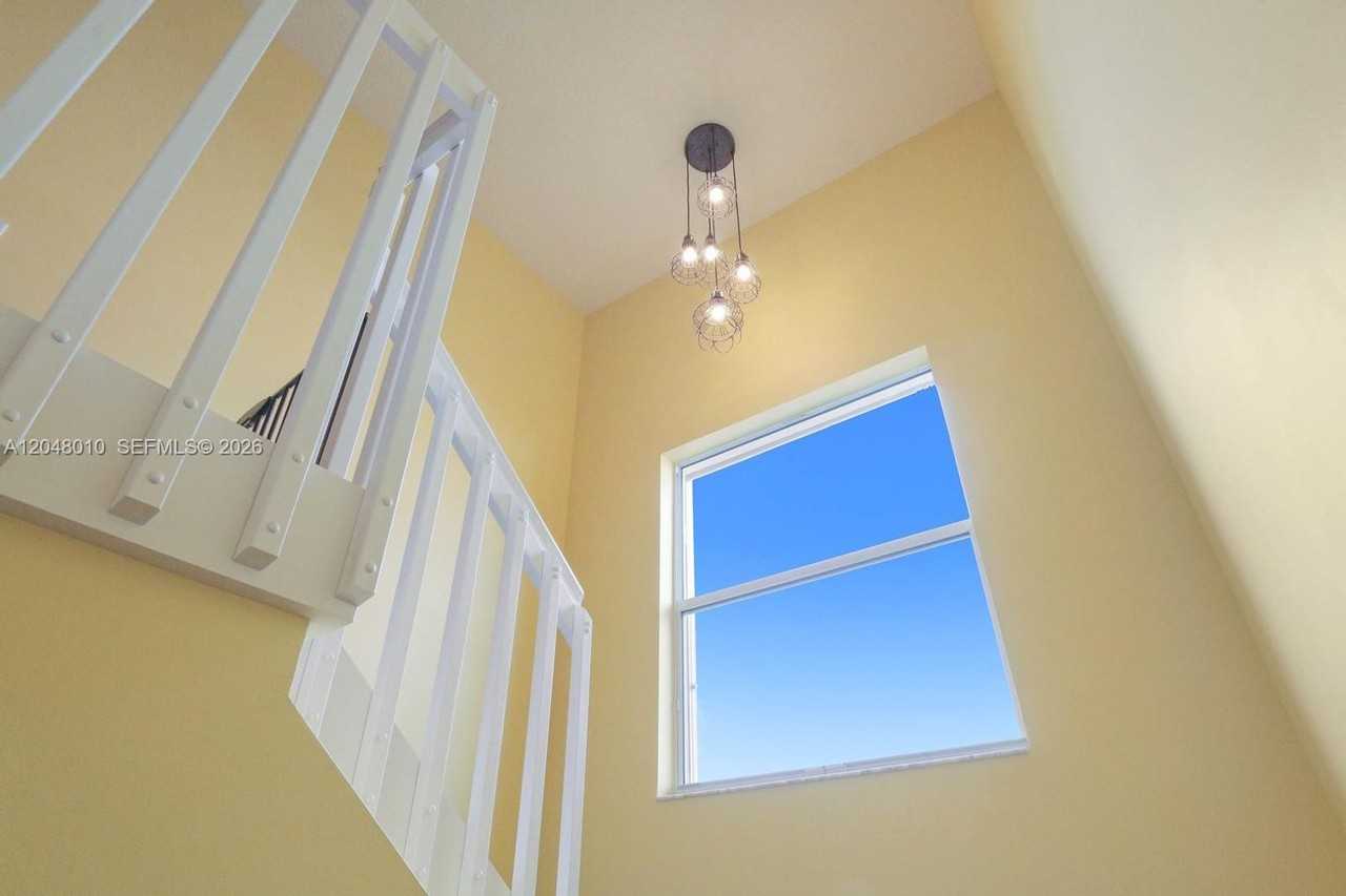 8185 Fiera Ridge Dr #0 - Photo 6 of 11