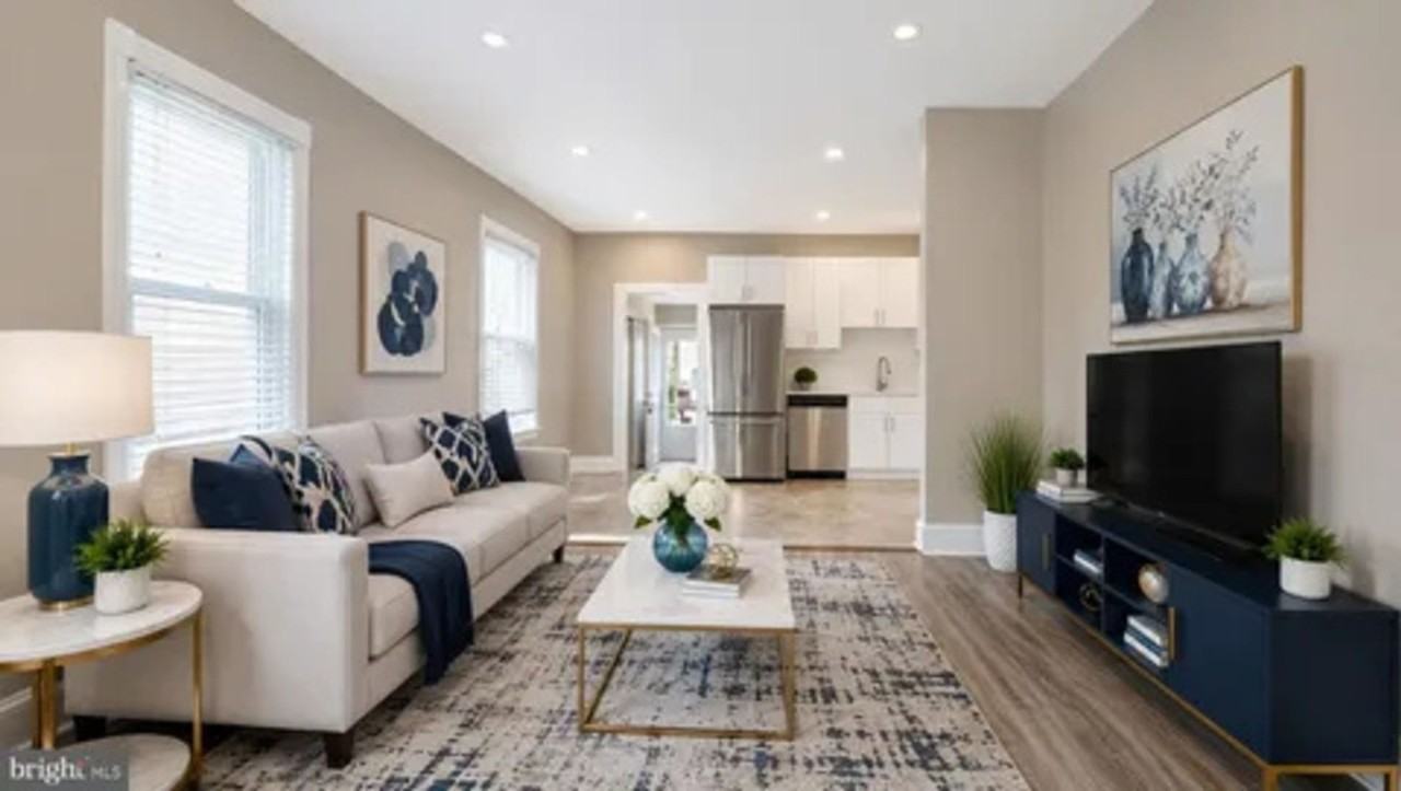 424 Walnut St - Photo 2 of 11