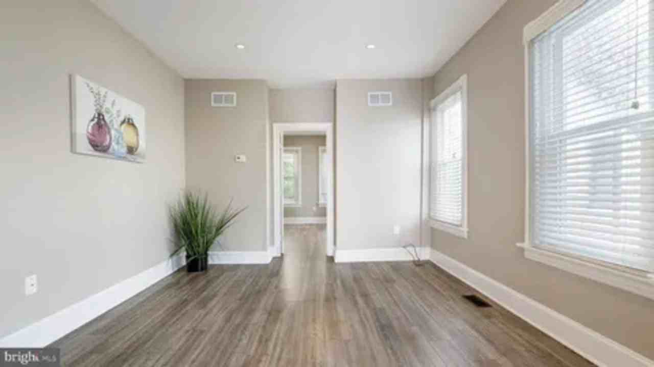 424 Walnut St - Photo 5 of 11