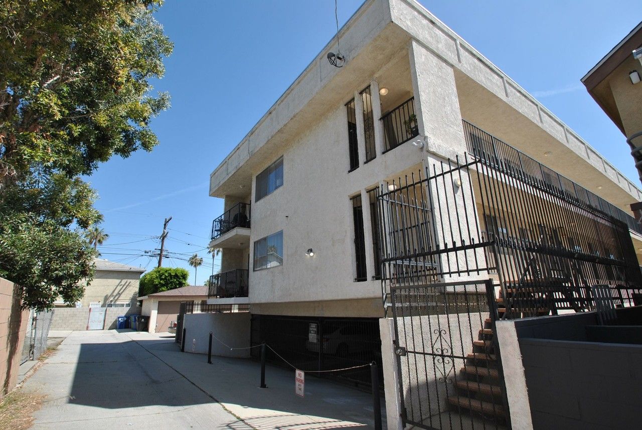 Cabrillo Ave - Photo 6 of 6