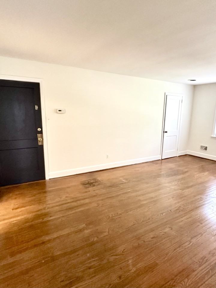 120 Cox Ave #4 - Photo 2 of 13