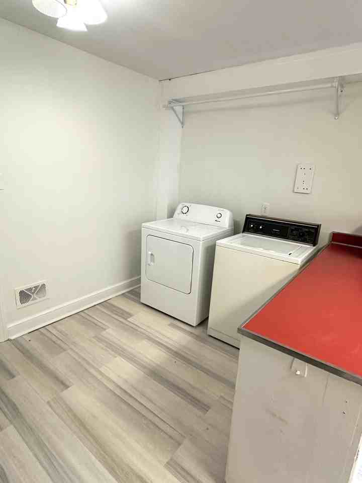 120 Cox Ave #4 - Photo 4 of 13