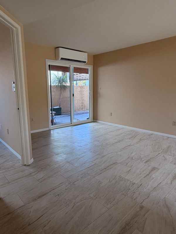 9918 11th St - Photo 5 of 16