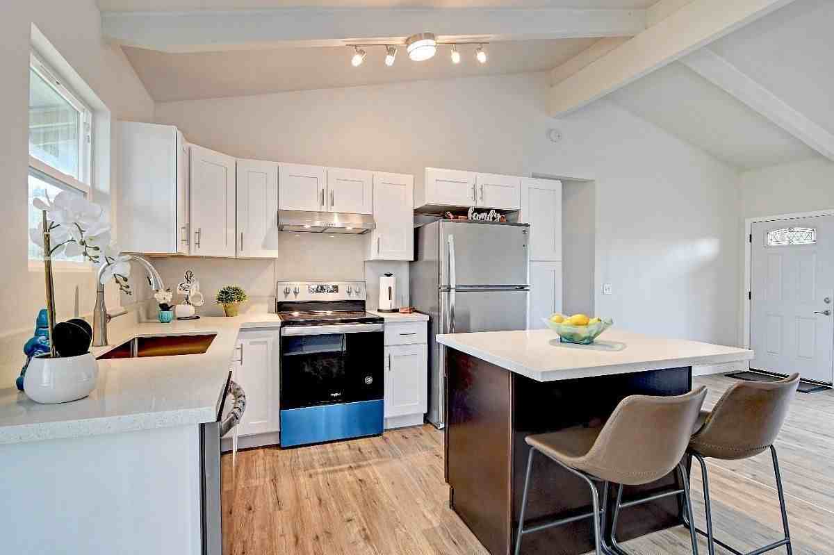 141 Kualima Pl - Photo 7 of 21