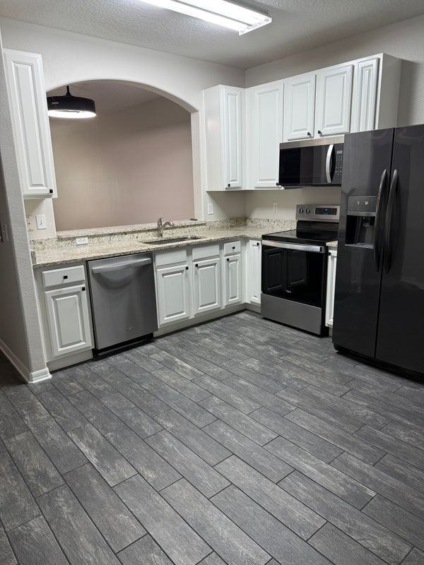 30316 Elderwood Dr - Photo 7 of 19