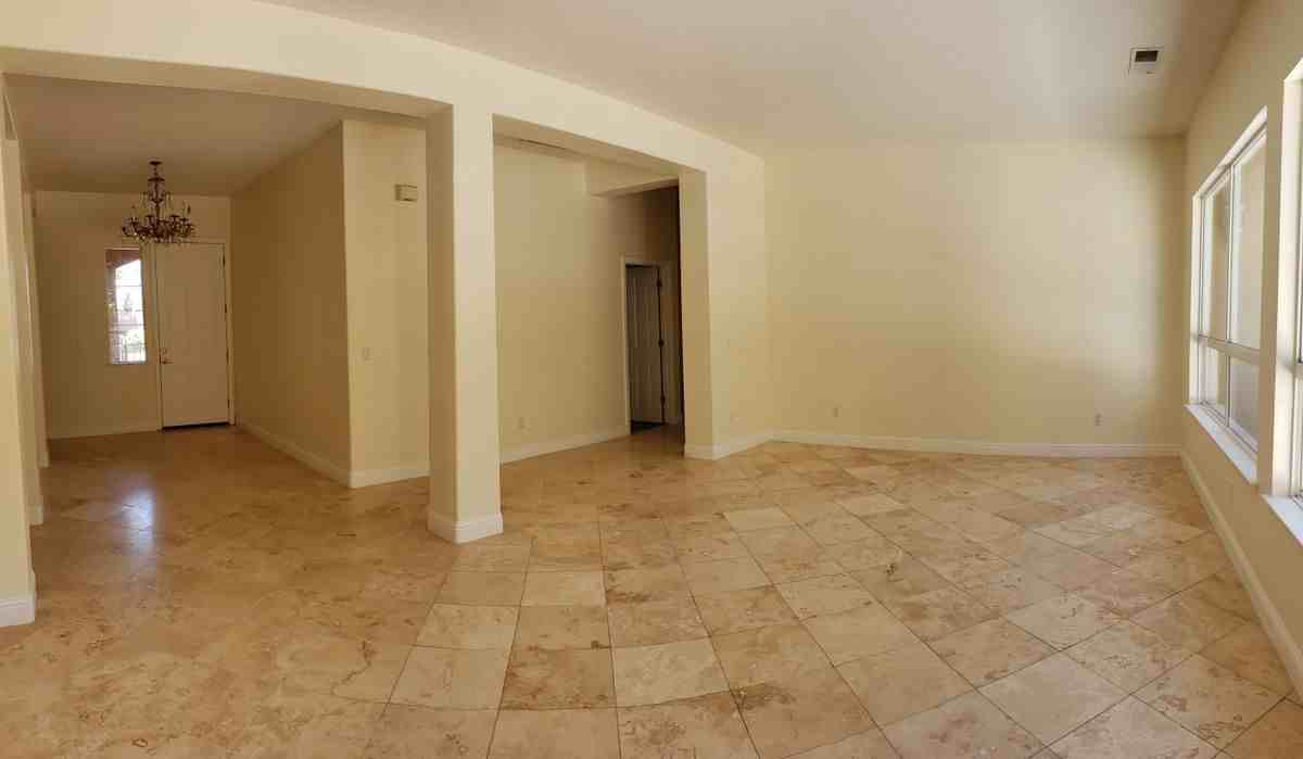 494 1st St - Photo 2 of 5