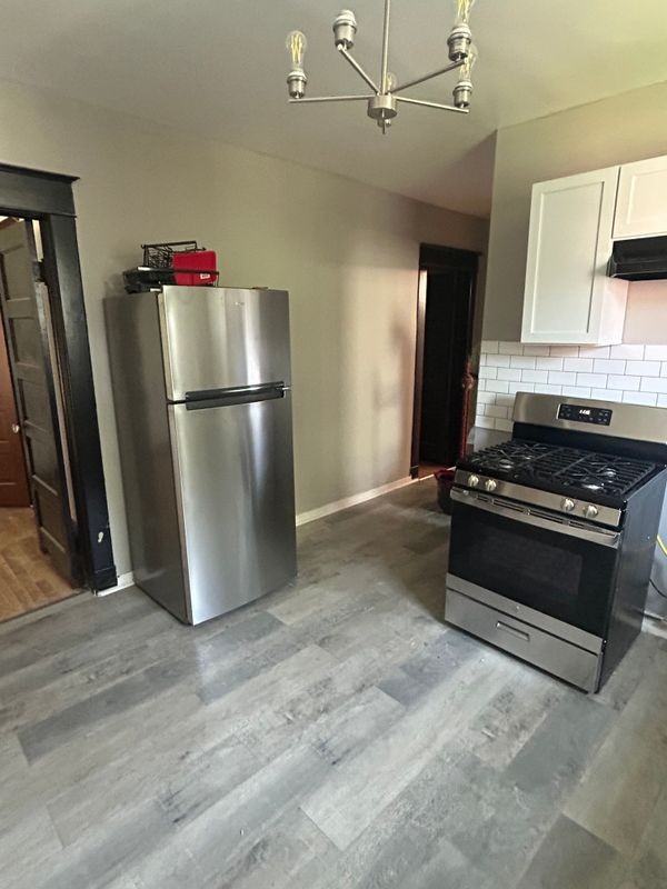 69 Lark St - Photo 2 of 10