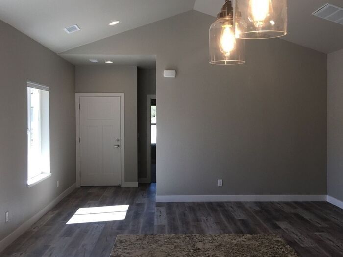 1220 Wild Oak Ct - Photo 7 of 24
