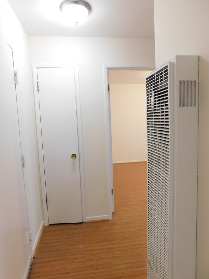 34 Belcher St #2 - Photo 7 of 14
