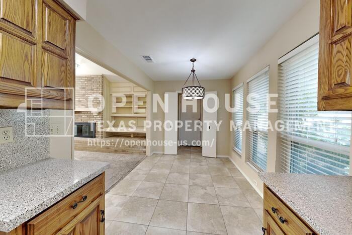 1608 Railhead Pl - Photo 6 of 20