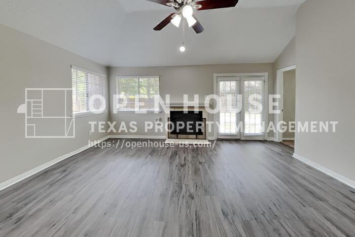 4203 Mountain Peak Way - Photo 4 of 22