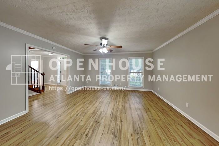 1302 Milstead Trce Ne - Photo 6 of 22