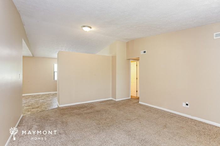 3536 Valley Lake Dr - Photo 4 of 16