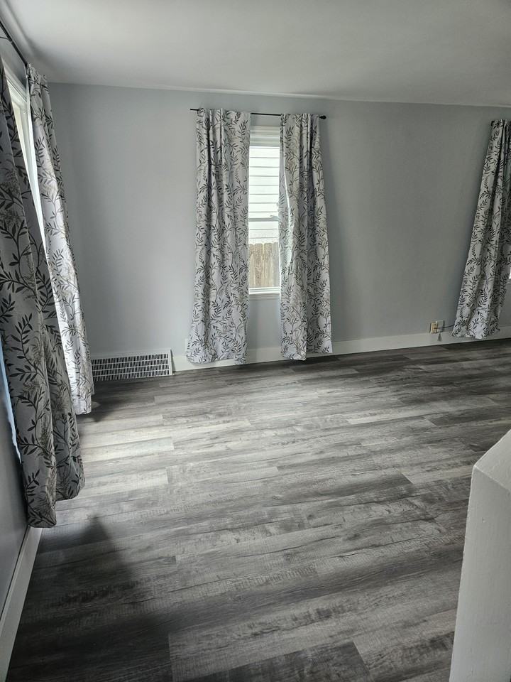 5167 Homewood Ave #NA - Photo 3 of 16