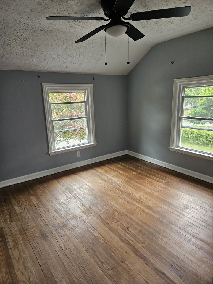 5167 Homewood Ave #NA - Photo 7 of 16