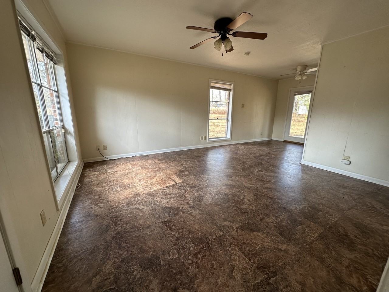 1107 Pinehaven Cir #NA - Photo 4 of 11
