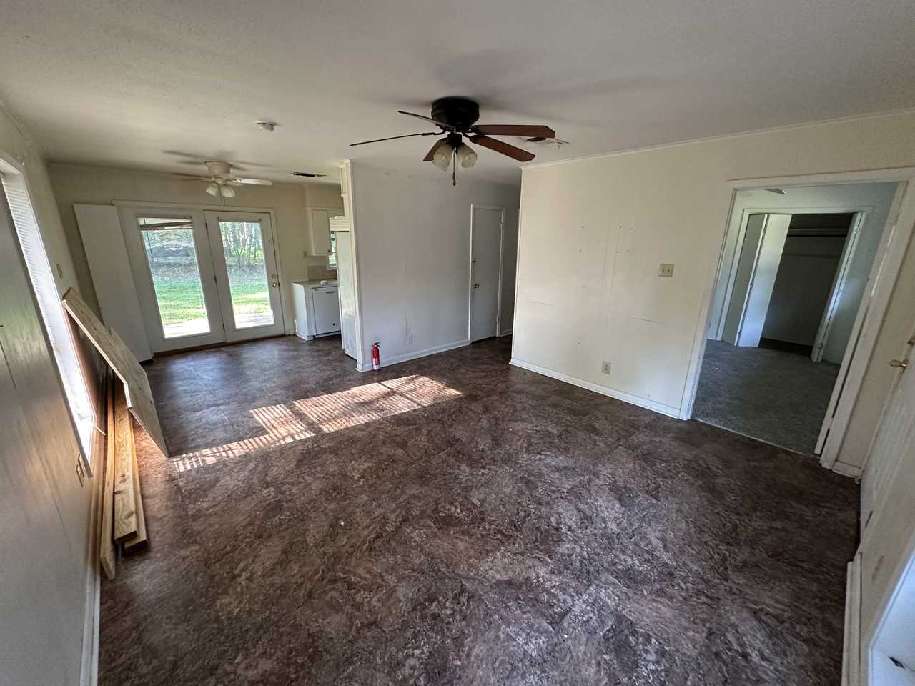 1107 Pinehaven Cir #NA - Photo 5 of 11