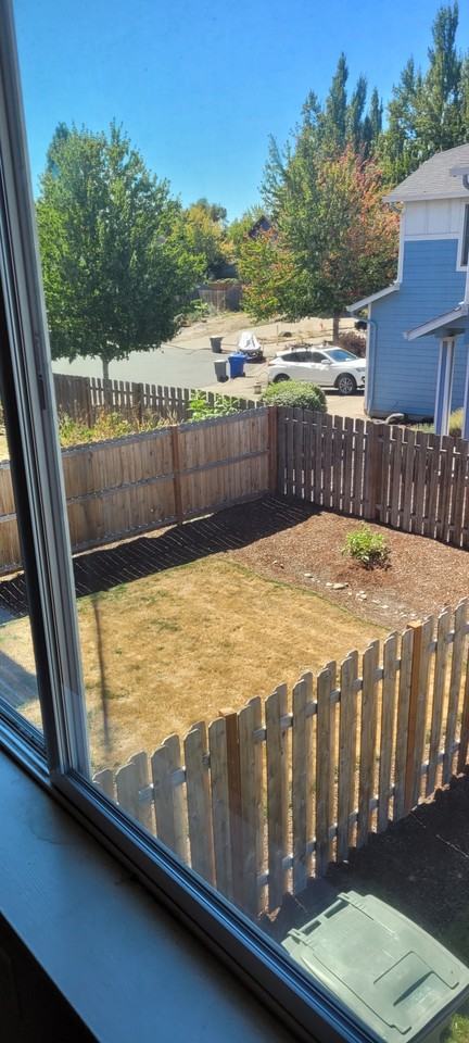 1479 Gifford St Se #NA - Photo 6 of 17