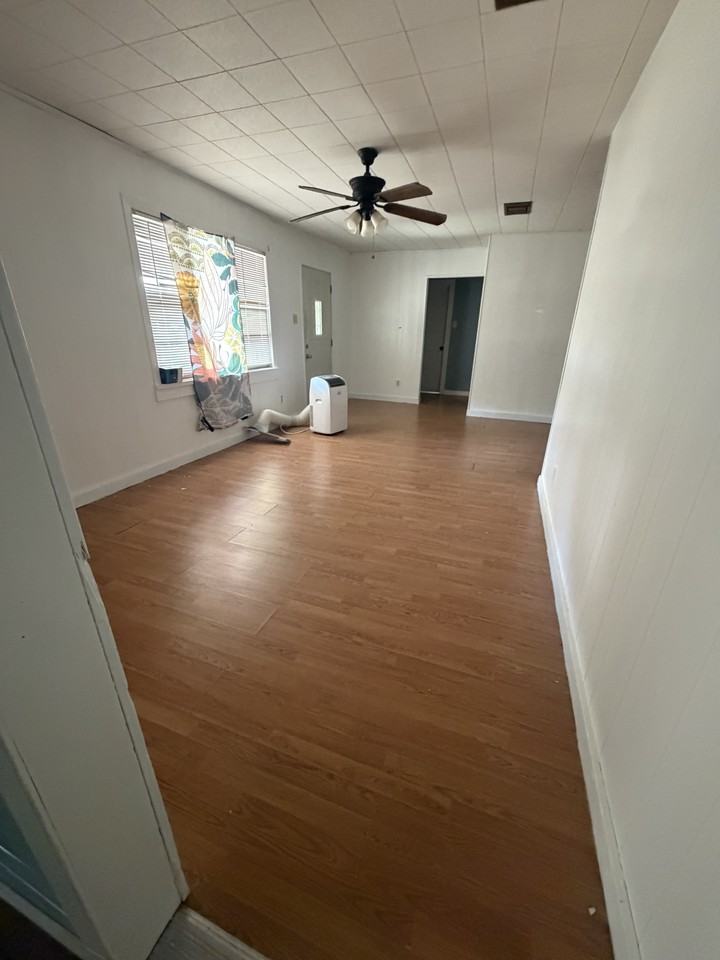 1007 4th St #NA - Photo 7 of 20
