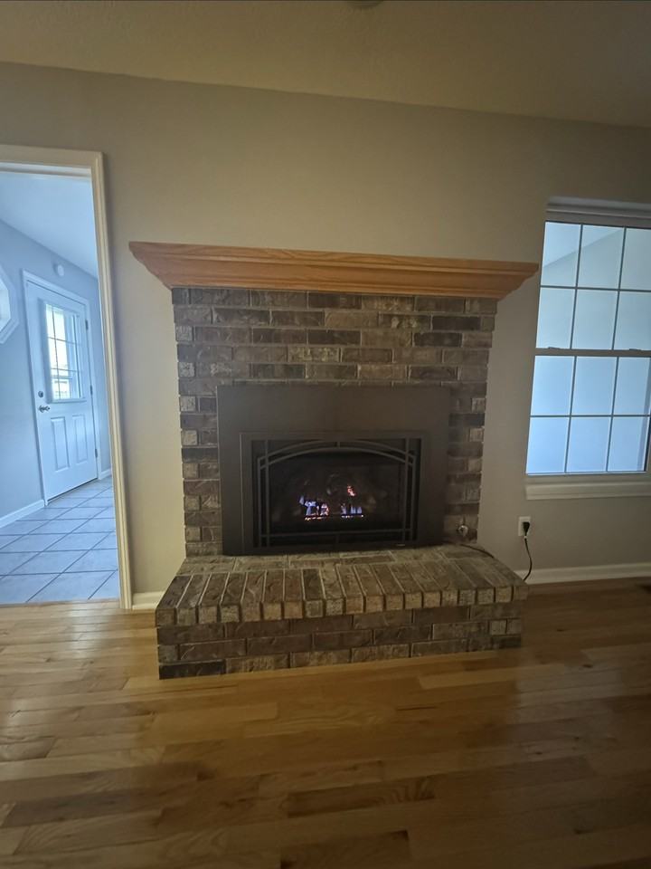 708 W Bryant St #NA - Photo 5 of 13