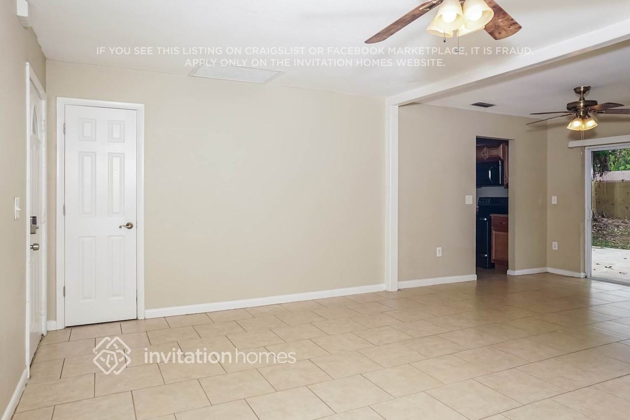 4011 36th St W - Photo 6 of 17