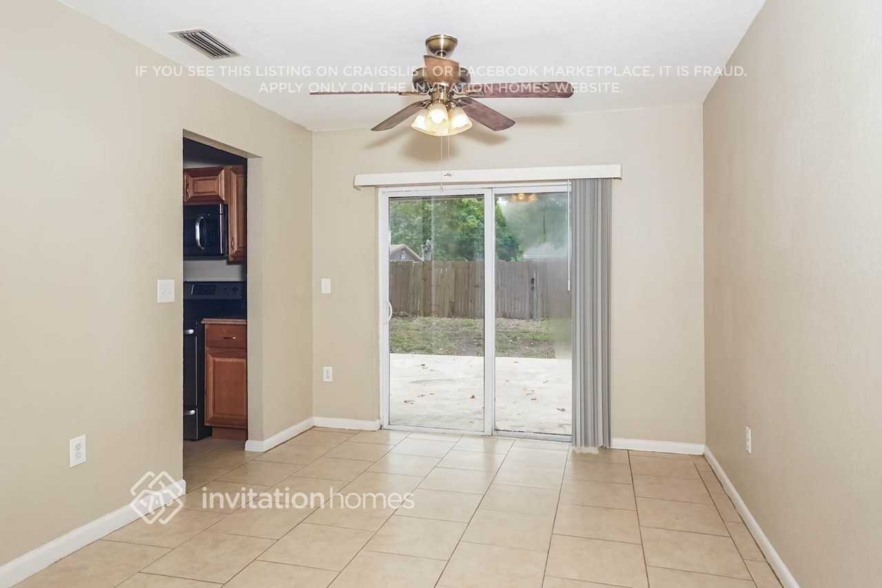 4011 36th St W - Photo 7 of 17