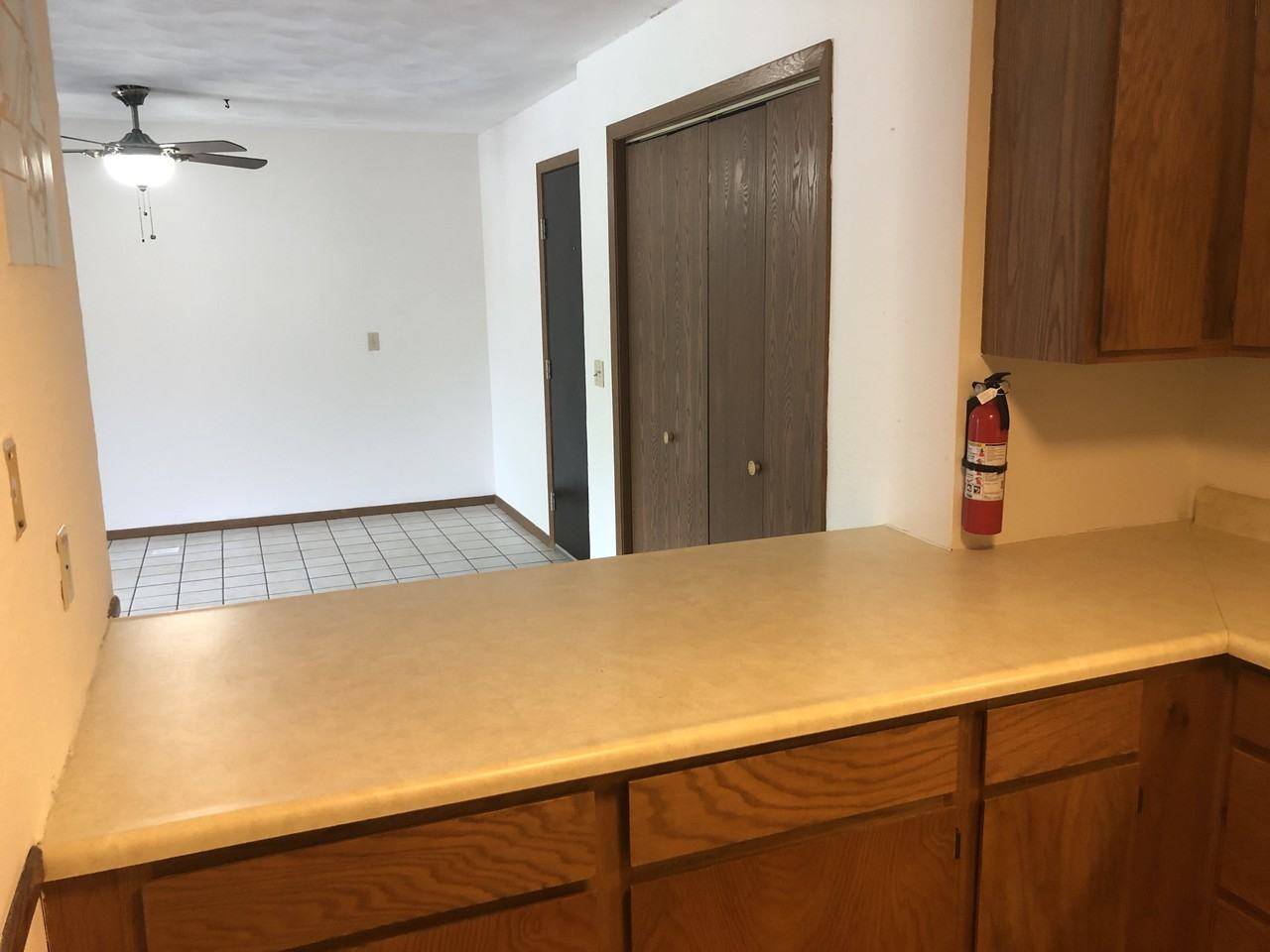 234 N Grove St #11 - Photo 7 of 11