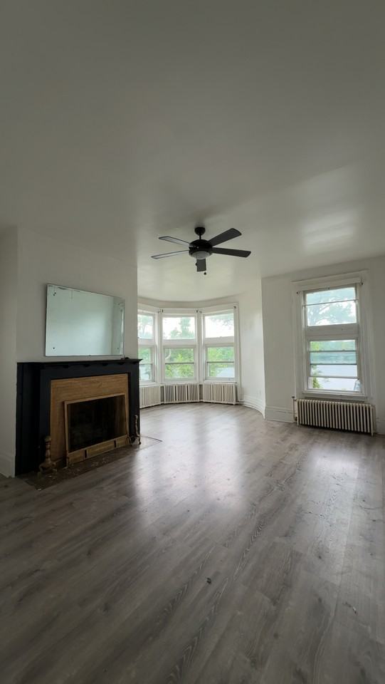 202 2nd Ave #4 - Photo 2 of 16