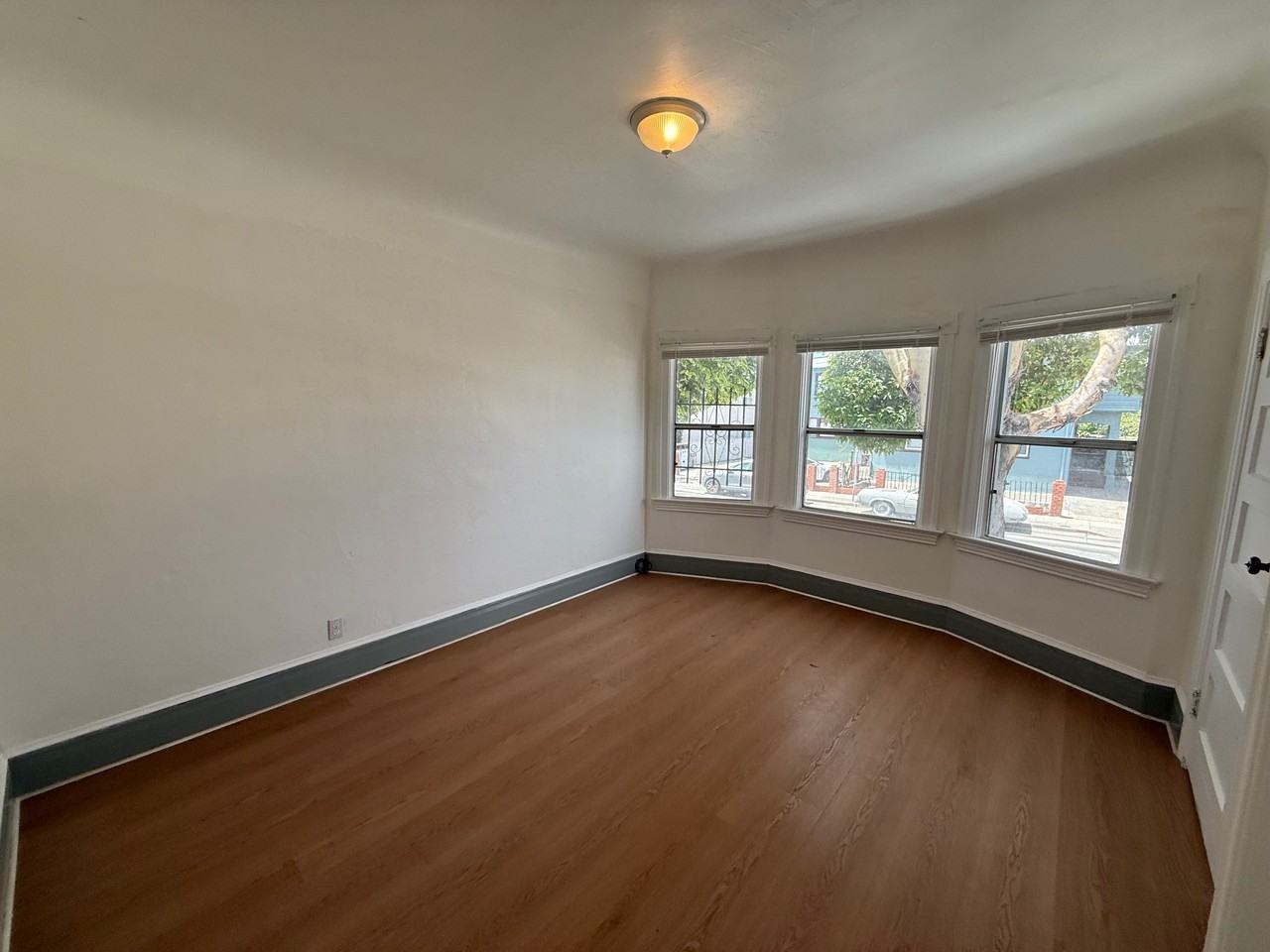 1630 8th Ave - Photo 5 of 11