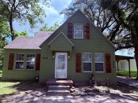 212 W Hunnicutt Ave #1 - Photo 1 of 1