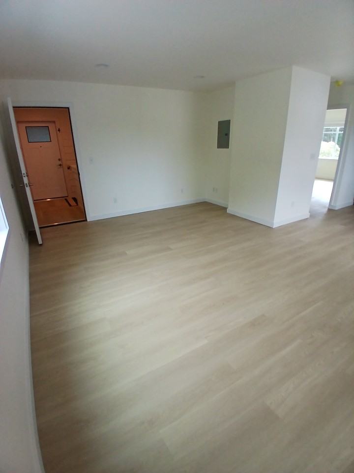 1801 Pacific Ave N #5 - Photo 4 of 4