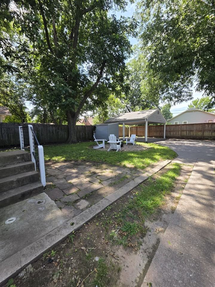 1432 S Gary Ave - Photo 4 of 33