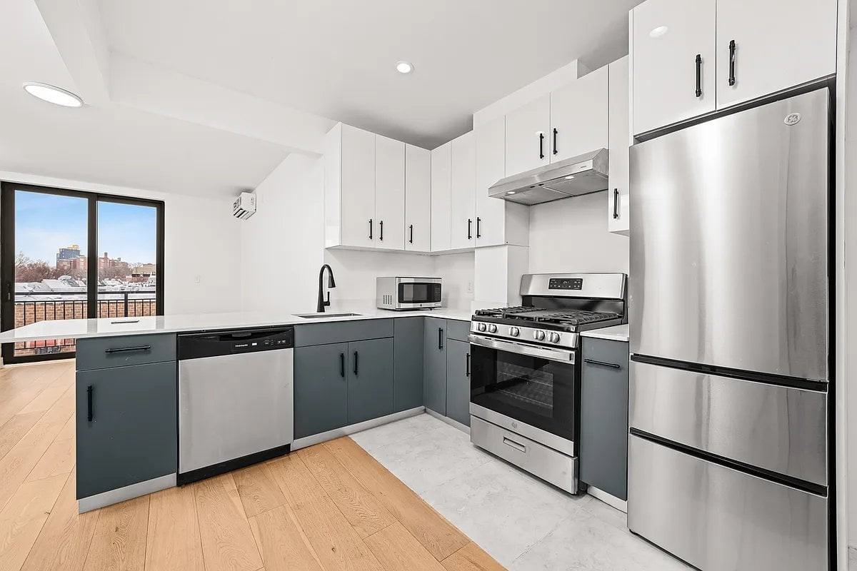 435 Central Ave #4B - Photo 2 of 8