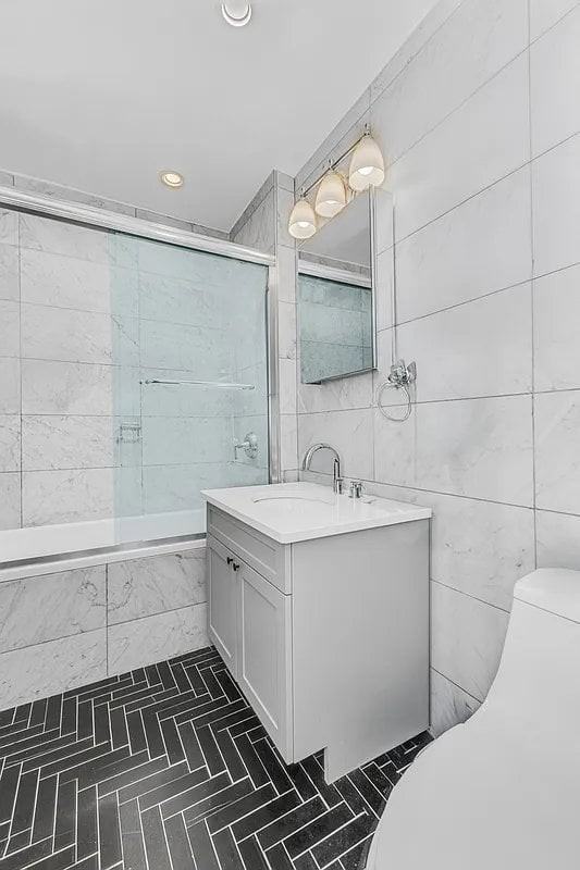 421 W 21st St #1D - Photo 5 of 7