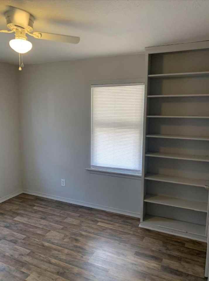 405 E Rickenbacker Dr - Photo 6 of 20