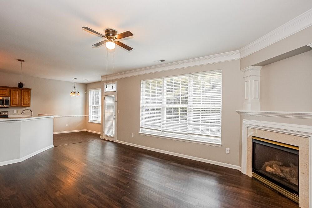 7027 Merrymount Ct - Photo 5 of 17