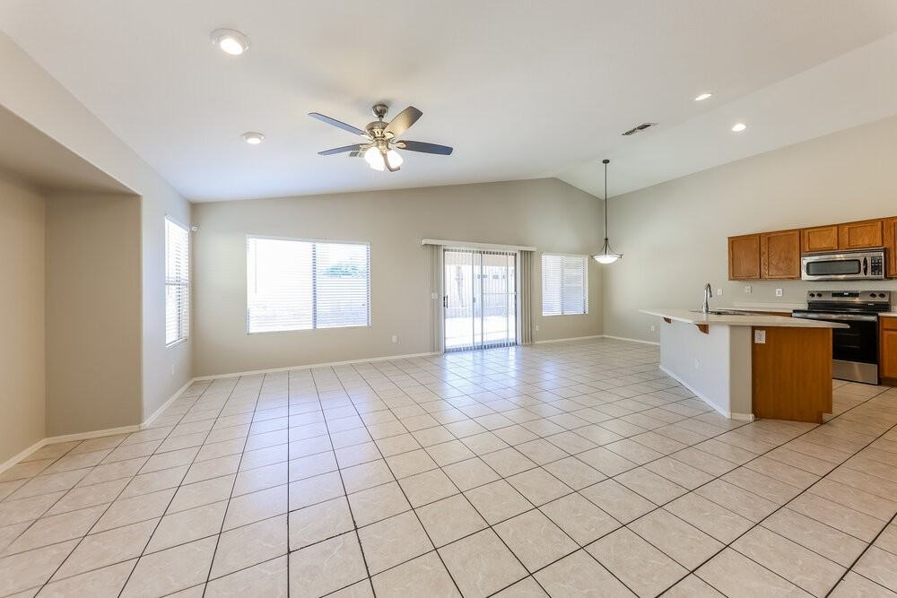 9166 W Melinda Ln - Photo 4 of 16