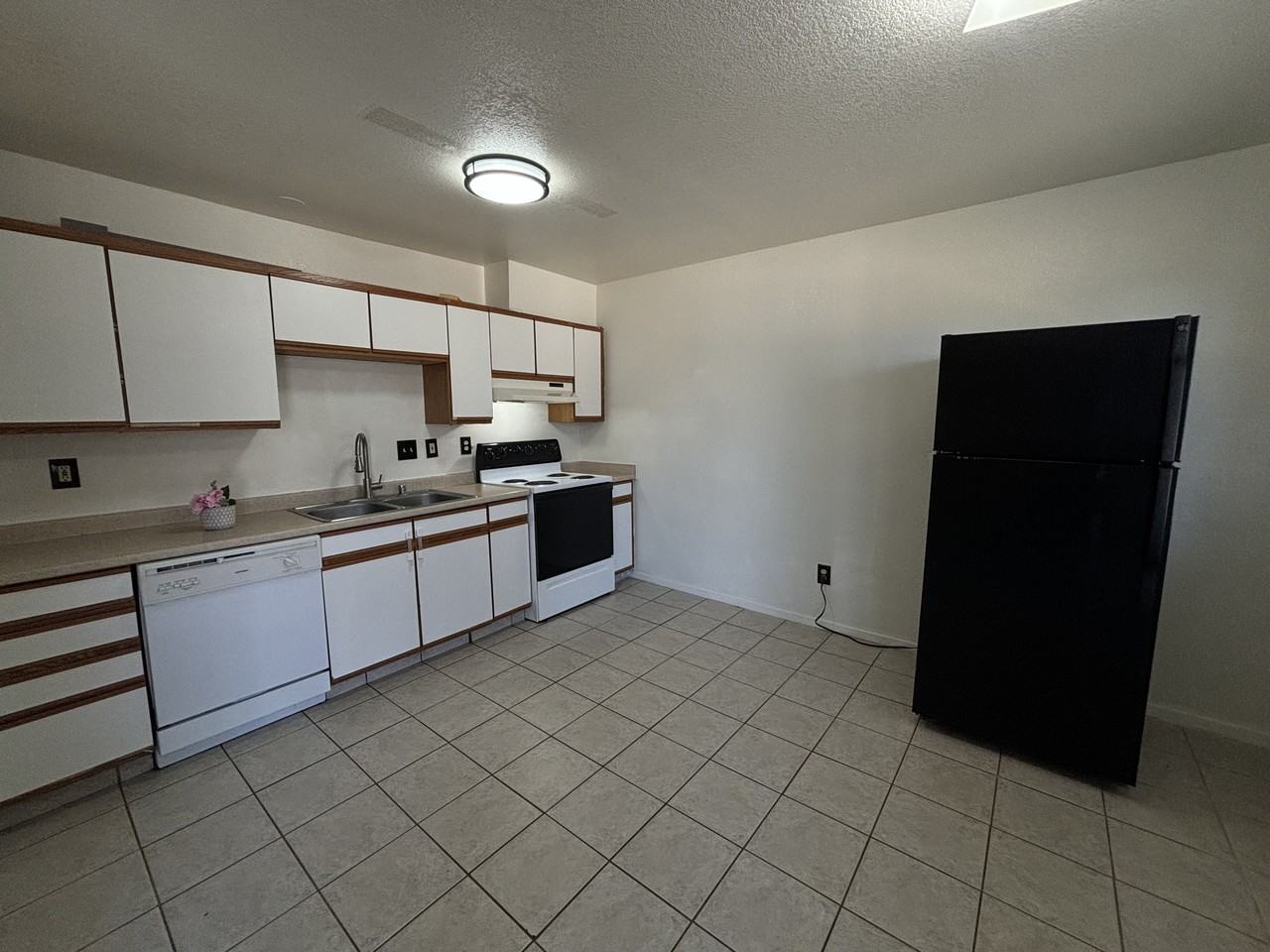 1956 Darrah St #6 - Photo 3 of 15